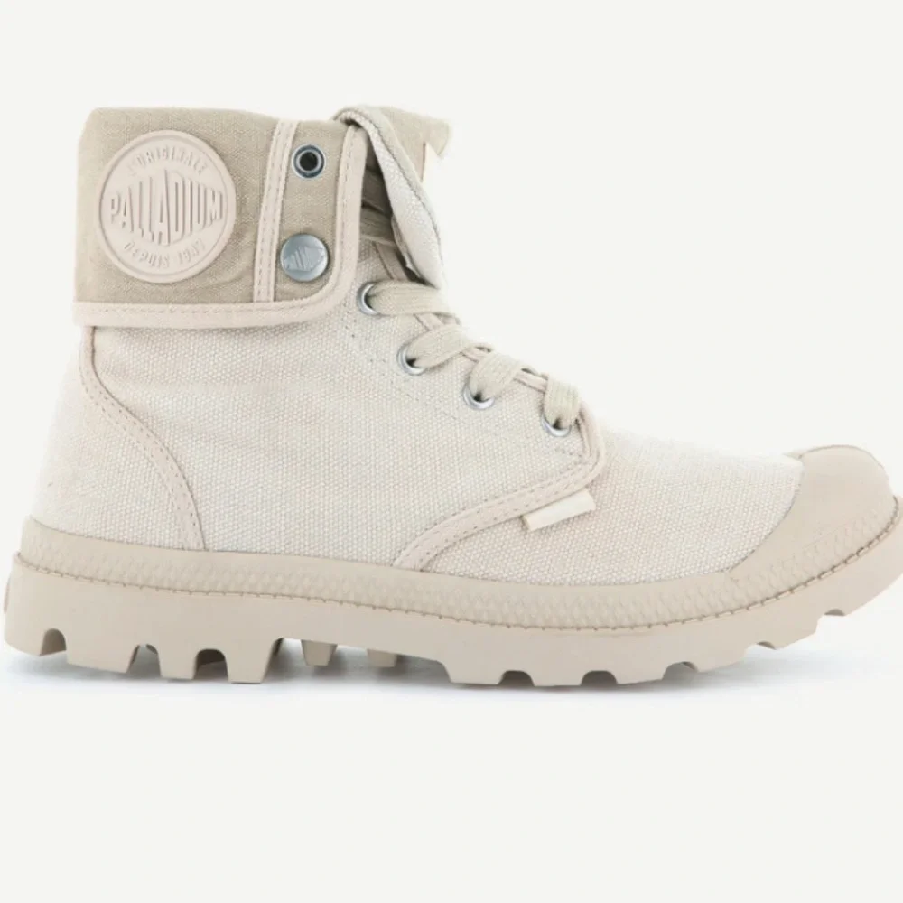 Palladium Baggy Fold-Over Boots in Cream - Picture 4 of 7